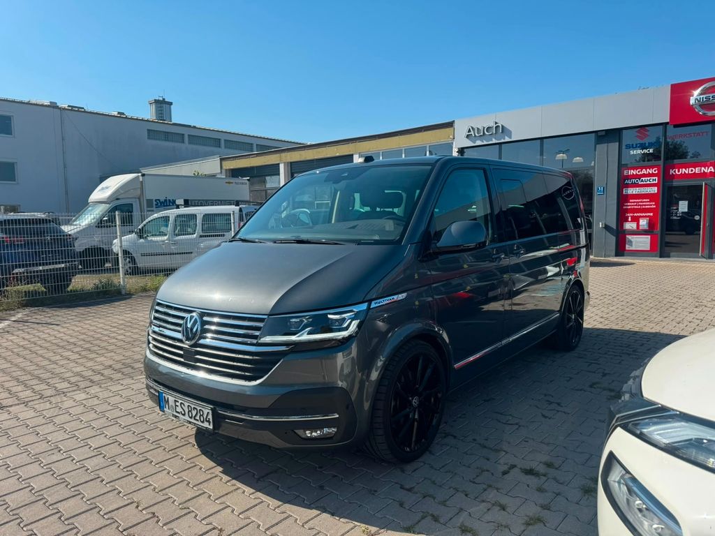 Volkswagen T6 MULTIVAN 2022 г. Серый, пробег 43700 км