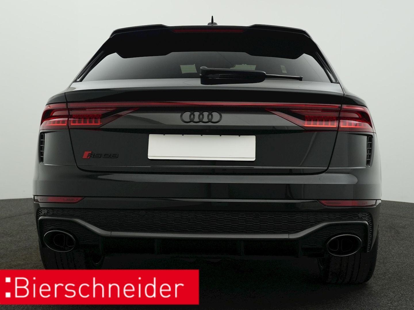 Audi RSQ8 2023 г. Чёрный, пробег 35700 км