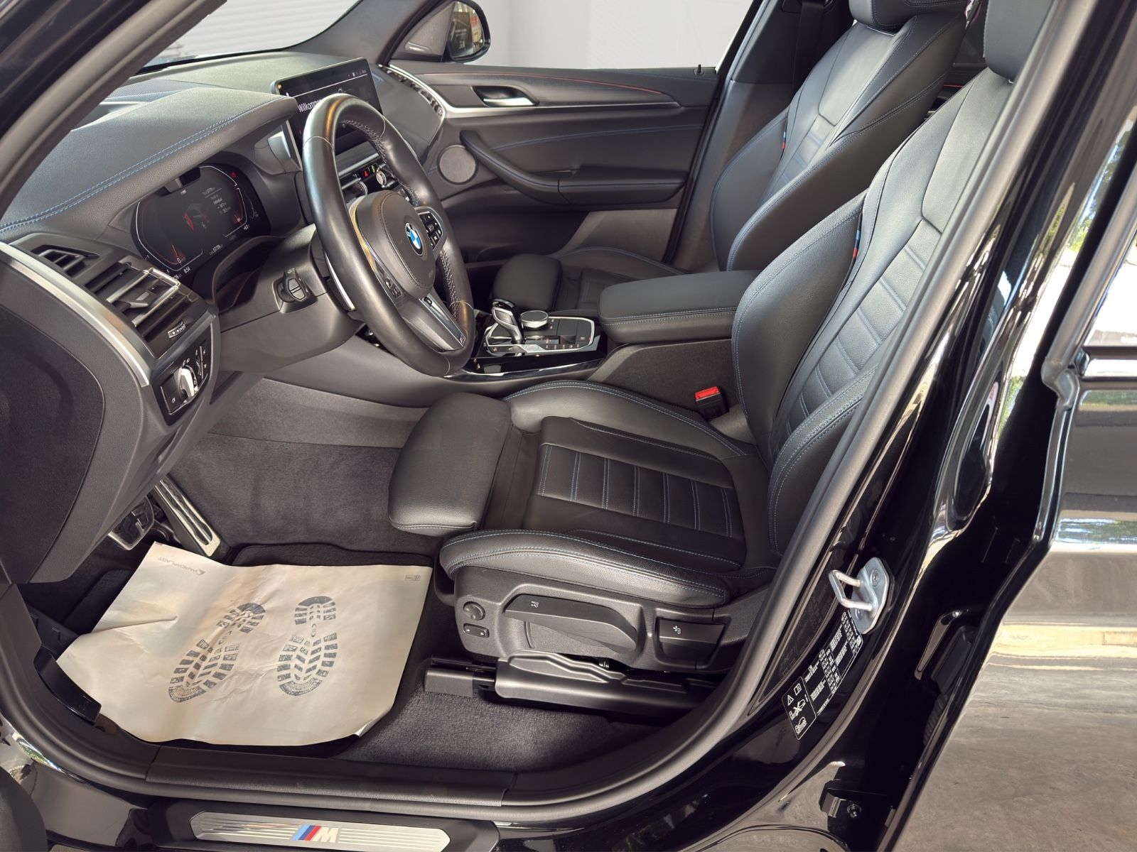 BMW X3 2024 г. Чёрный, пробег 57750 км