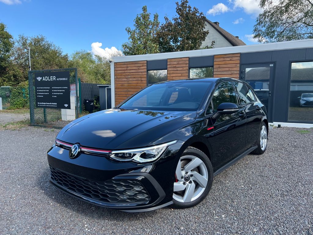 Volkswagen Golf 2024 г. Чёрный, пробег 43500 км