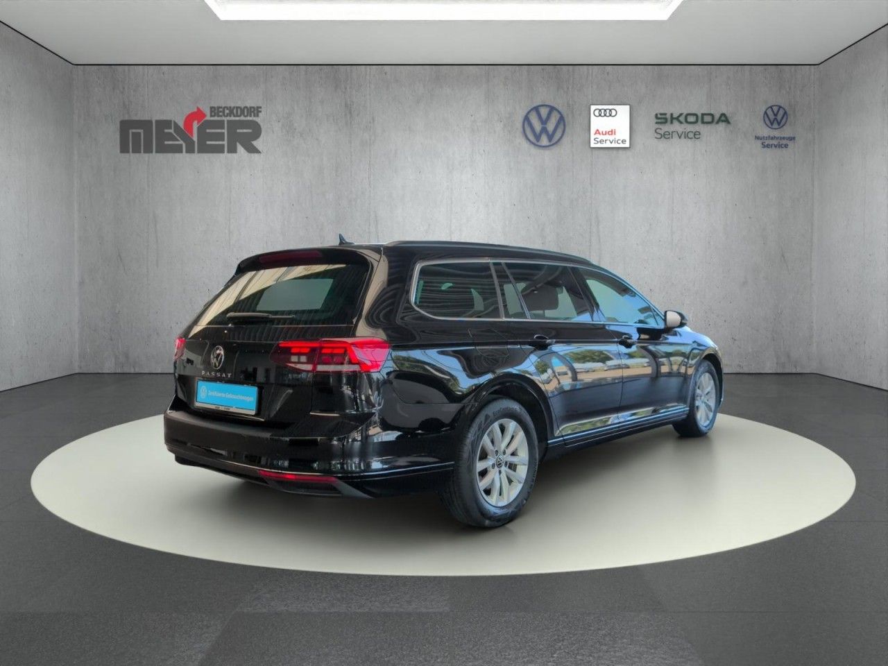 Volkswagen PASSAT VARIANT 2023 г. Чёрный, пробег 59592 км