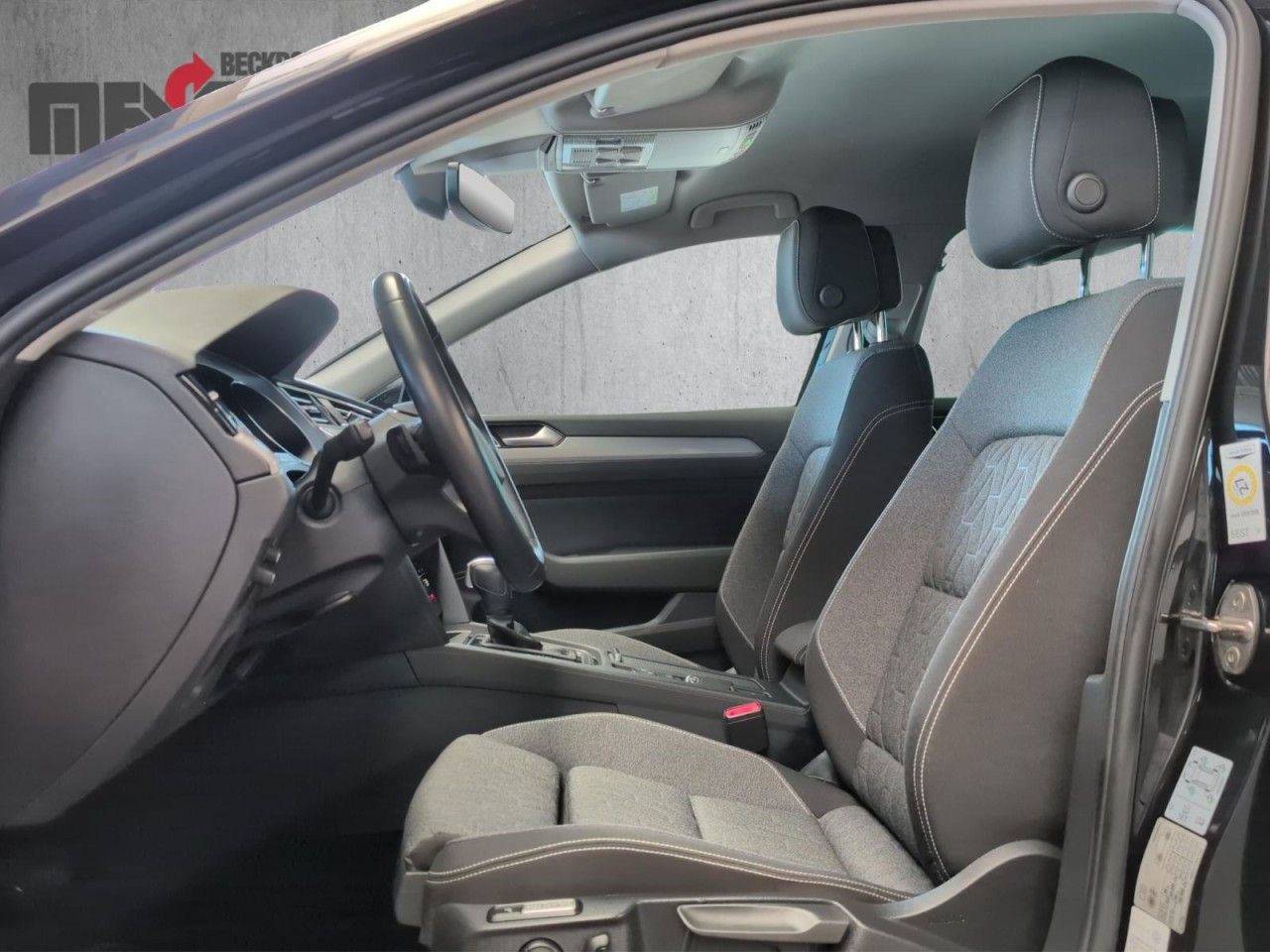Volkswagen PASSAT VARIANT 2023 г. Чёрный, пробег 59592 км
