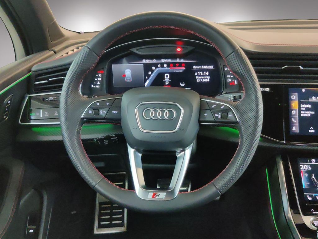 Audi Q7 2024 г. Чёрный, пробег 26580 км