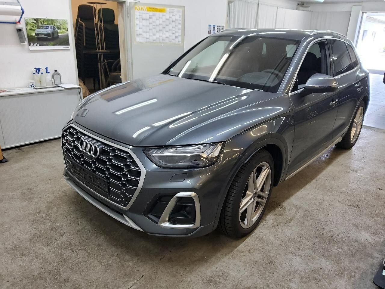 Audi SQ5 2023 г. Серый, пробег 28370 км