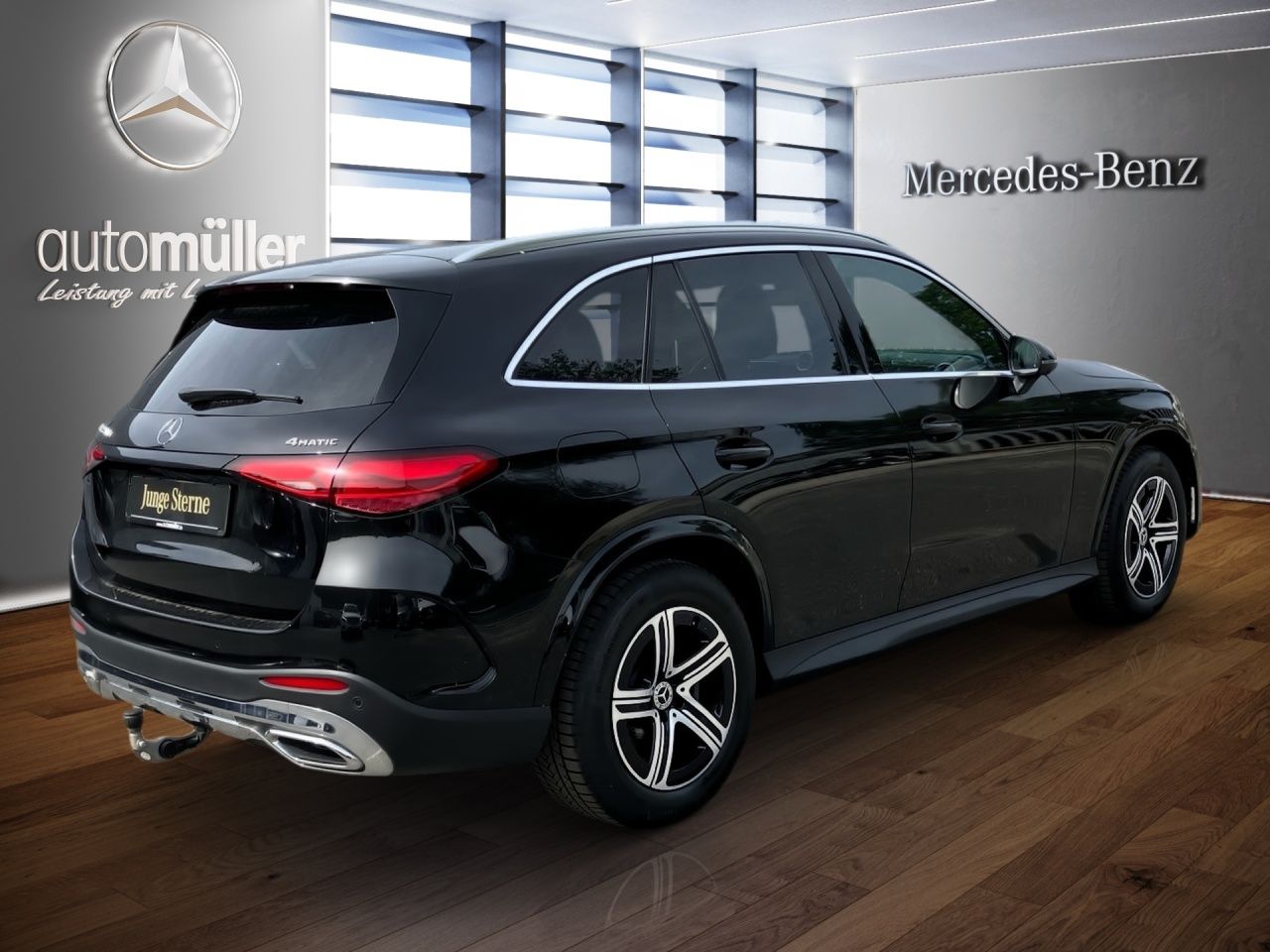Mercedes-Benz GLC 220 2025 г. Чёрный, пробег 23530 км