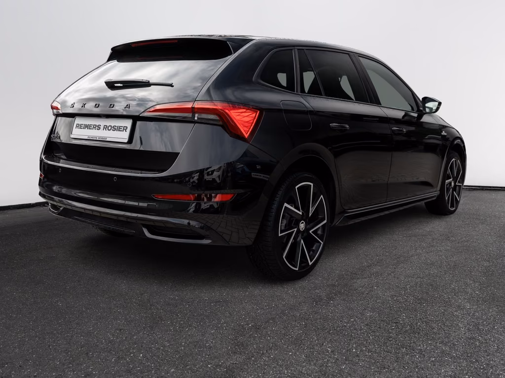Skoda Scala 2023 г. Чёрный, пробег 51000 км