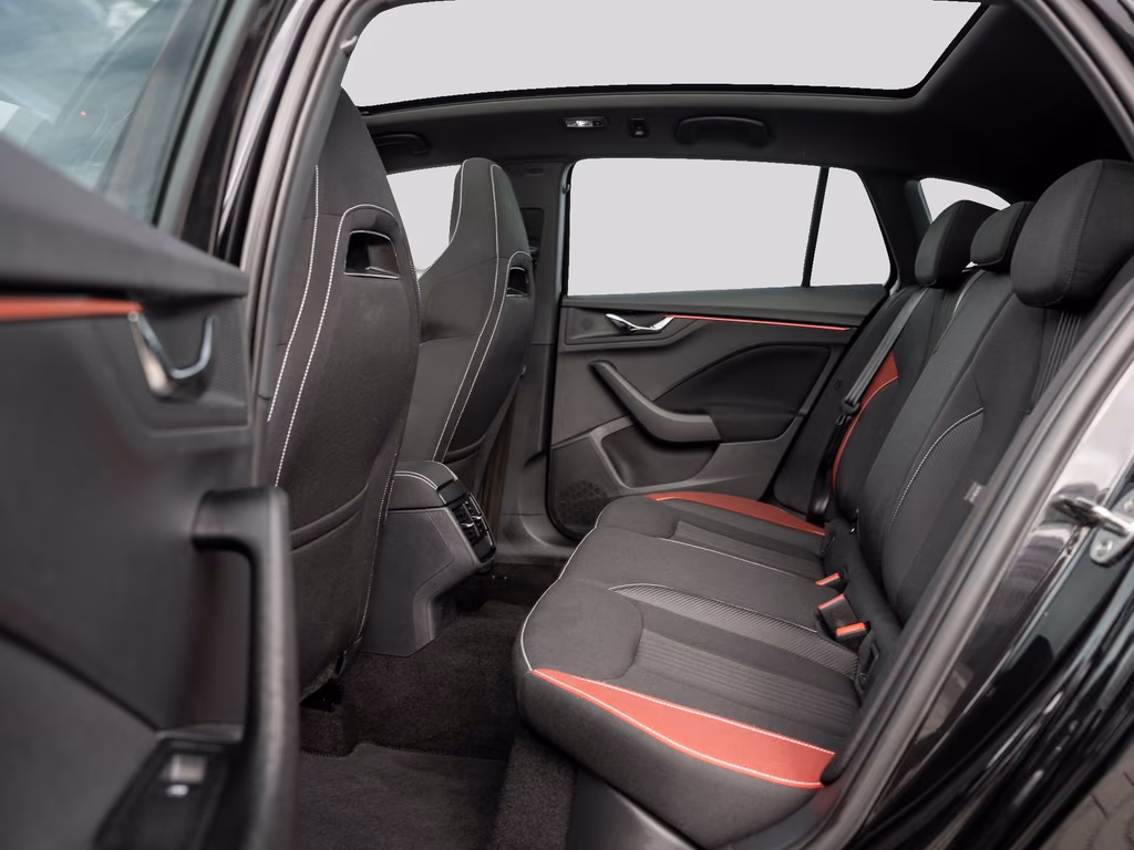 Skoda Scala 2023 г. Чёрный, пробег 51000 км