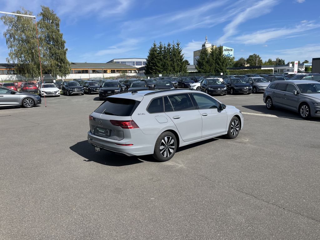 Volkswagen Golf 2025 г. Серый, пробег 24328 км