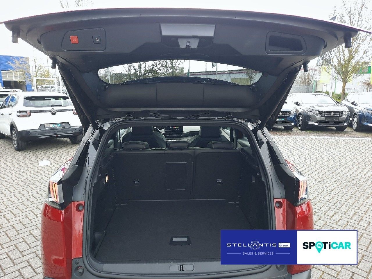 Peugeot 3008 2021 г. Красный, пробег 46135 км