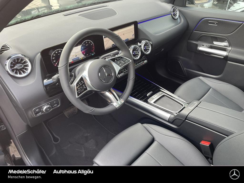 Mercedes-Benz GLA 200 2026 г. Чёрный, пробег 9000 км