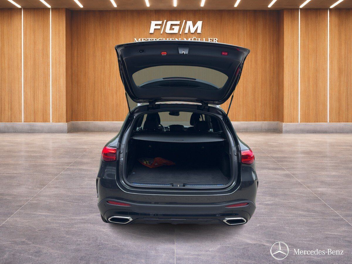 Mercedes-Benz GLC 220 2025 г. Серый, пробег 32108 км