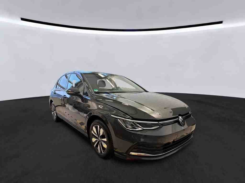 Volkswagen Golf 2024 г. Серый, пробег 22390 км