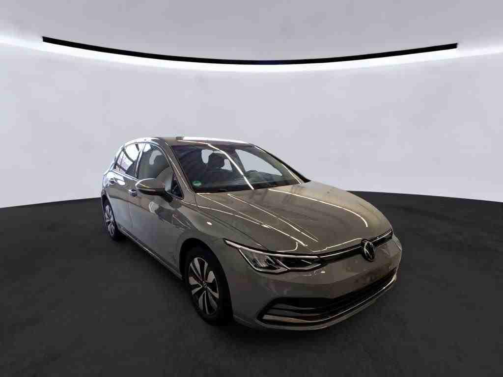 Volkswagen Golf 2024 г. Серый, пробег 21190 км
