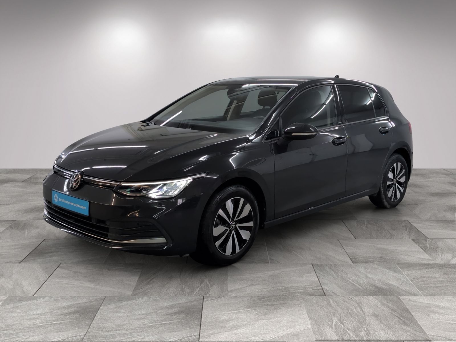 Volkswagen Golf 2024 г. Серый, пробег 21830 км