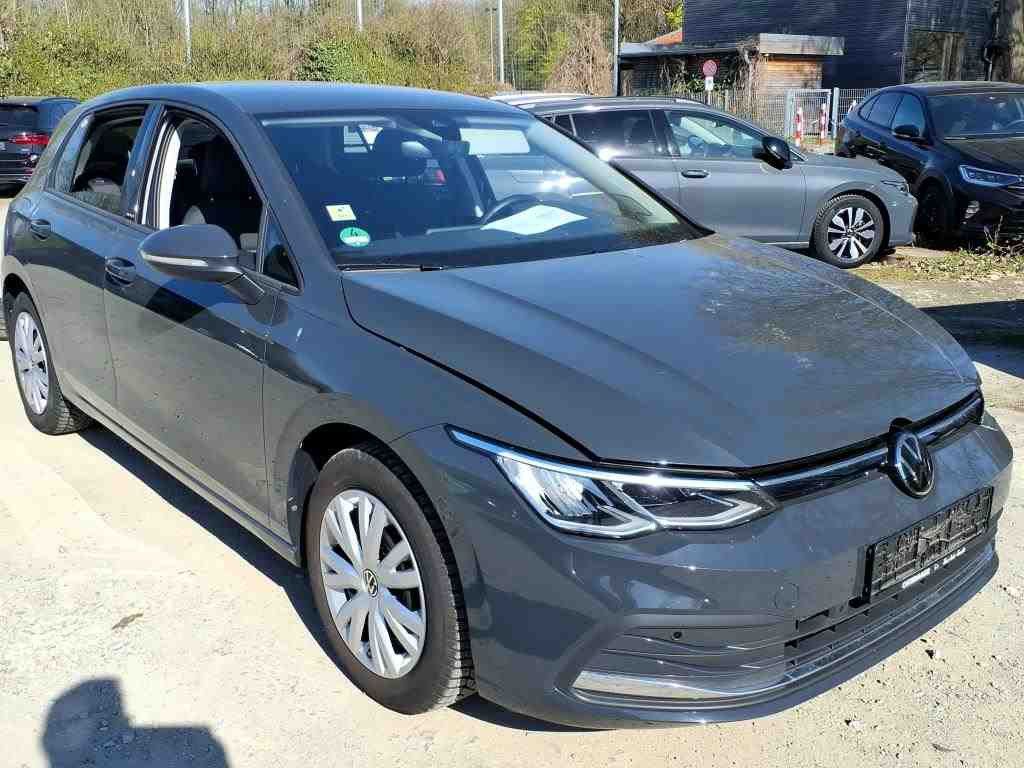 Volkswagen Golf 2024 г. Серый, пробег 28810 км