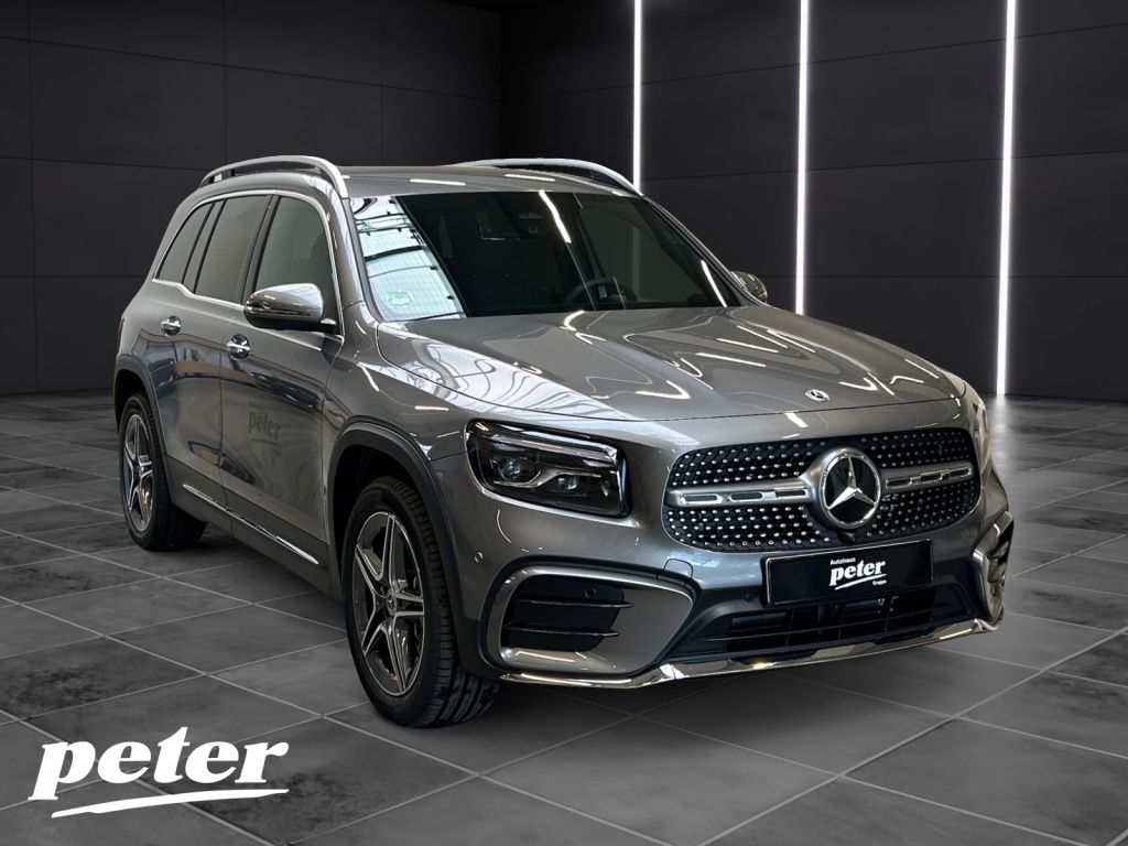 Mercedes-Benz GLB 220 2026 г. Серый, пробег 8000 км