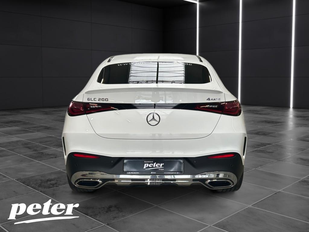 Mercedes-Benz GLC 200 2026 г. Белый, пробег 6100 км