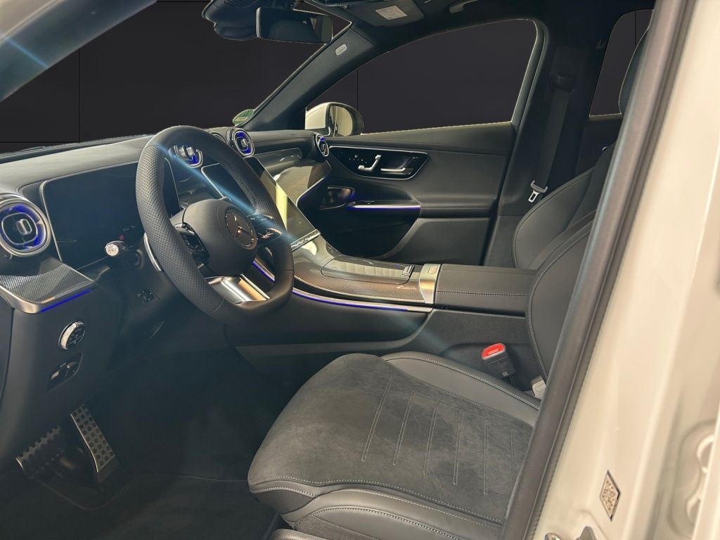 Mercedes-Benz GLC 200 2026 г. Белый, пробег 6100 км