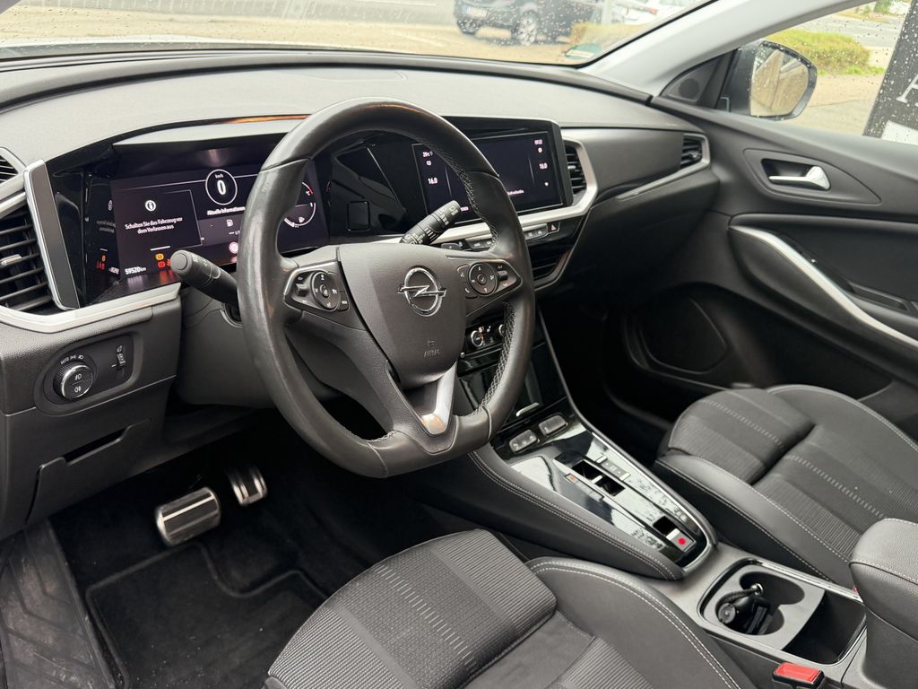 Opel GRANDLAND (X) 2024 г. Белый, пробег 59521 км