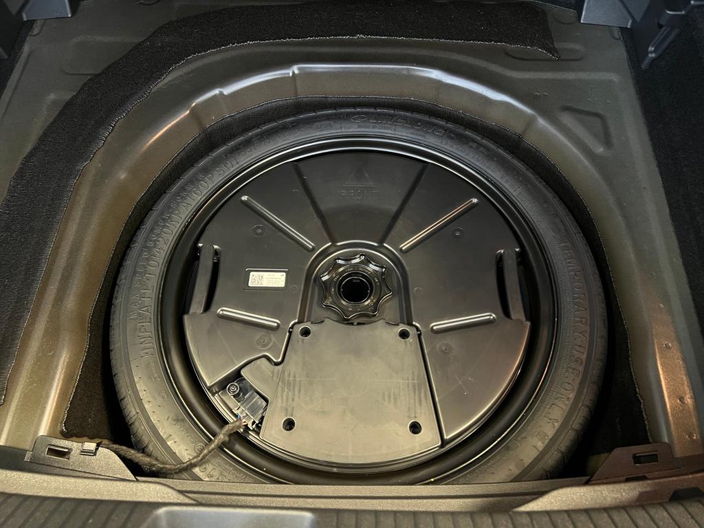 Volkswagen Taigo 2024 г. Чёрный, пробег 20748 км