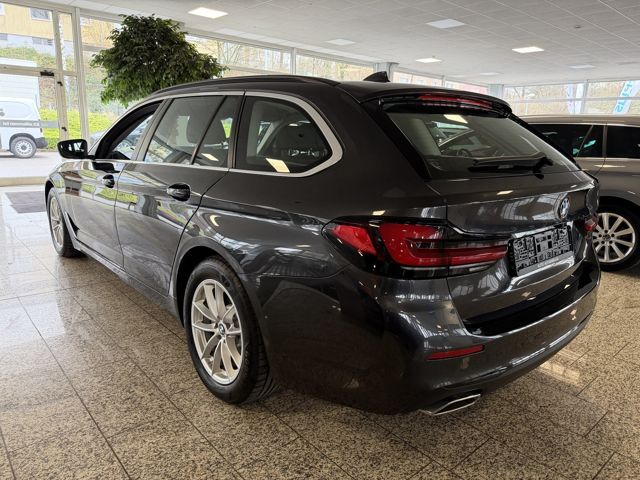 BMW 520 2023 г. Серый, пробег 42897 км
