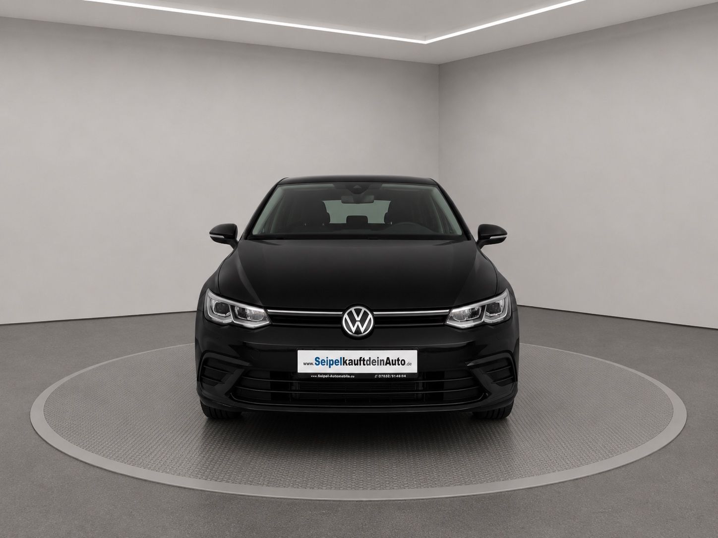 Volkswagen Polo 2023 г. Чёрный, пробег 46100 км