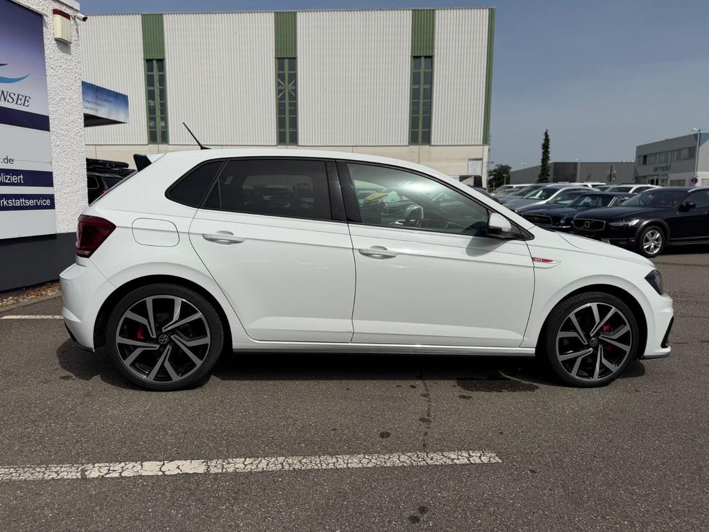 Volkswagen Polo 2021 г. Белый, пробег 38609 км