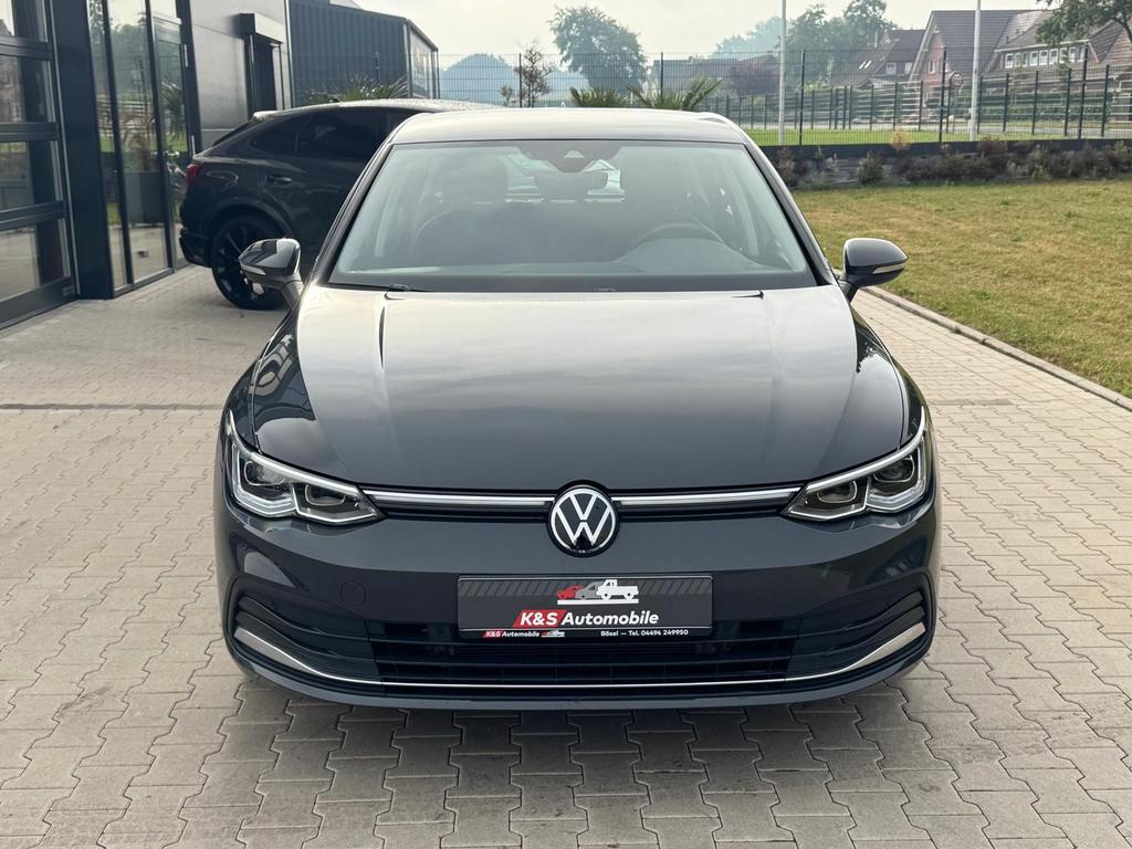 Volkswagen Golf 2024 г. Серый, пробег 44019 км