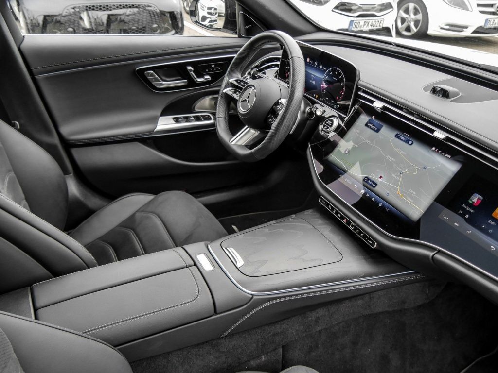 Mercedes-Benz E 200 2026 г. Белый, пробег 13428 км