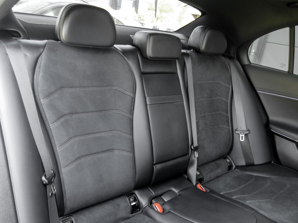 Mercedes-Benz E 200 2026 г. Белый, пробег 13428 км