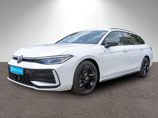 Volkswagen PASSAT VARIANT 2026 г. Белый, пробег 10990 км