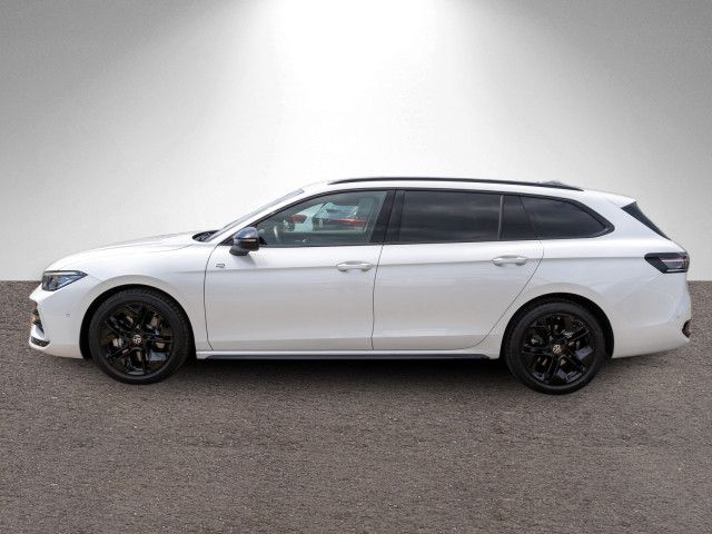 Volkswagen PASSAT VARIANT 2026 г. Белый, пробег 10990 км