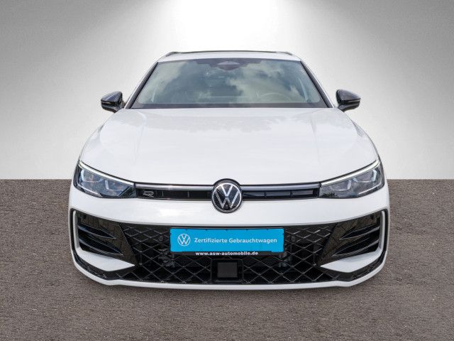 Volkswagen PASSAT VARIANT 2026 г. Белый, пробег 10990 км