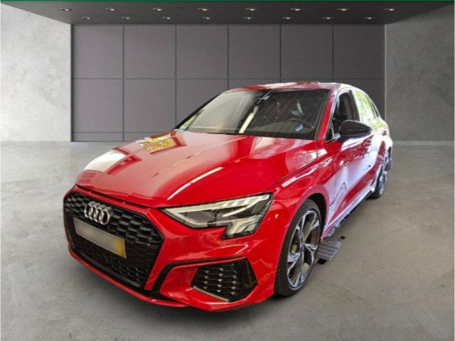 Audi A3 2023 г. Красный, пробег 35200 км