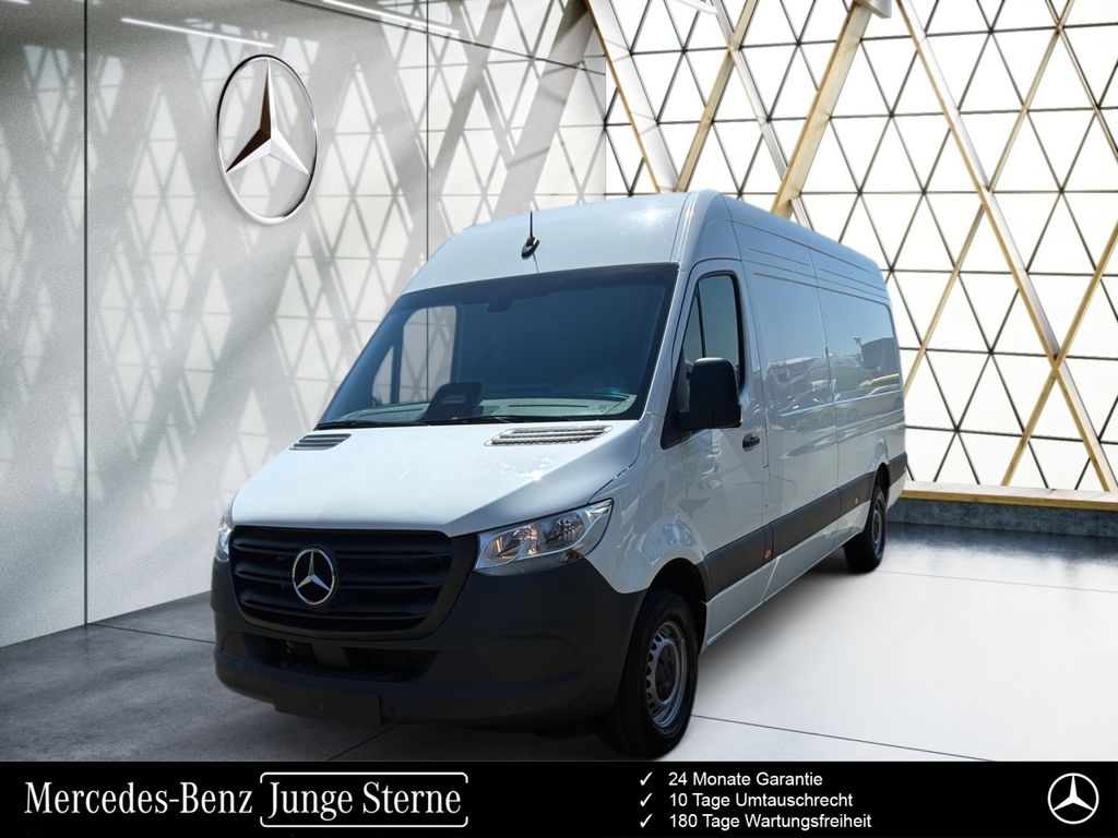Mercedes-Benz SPRINTER 2025 г. Белый, пробег 39146 км