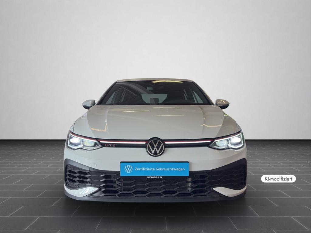 Volkswagen Golf 2022 г. Белый, пробег 41105 км