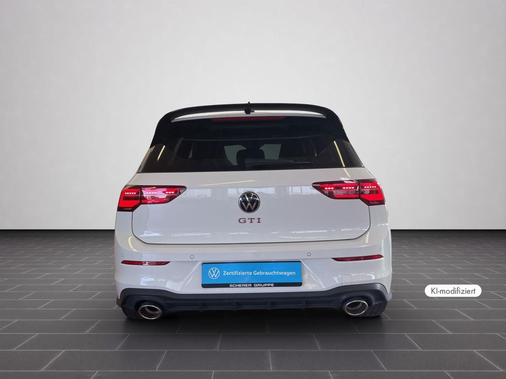 Volkswagen Golf 2022 г. Белый, пробег 41105 км
