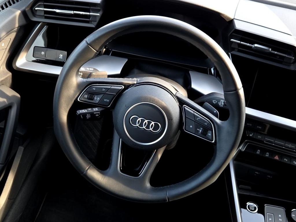 Audi A3 2024 г. Чёрный, пробег 27700 км