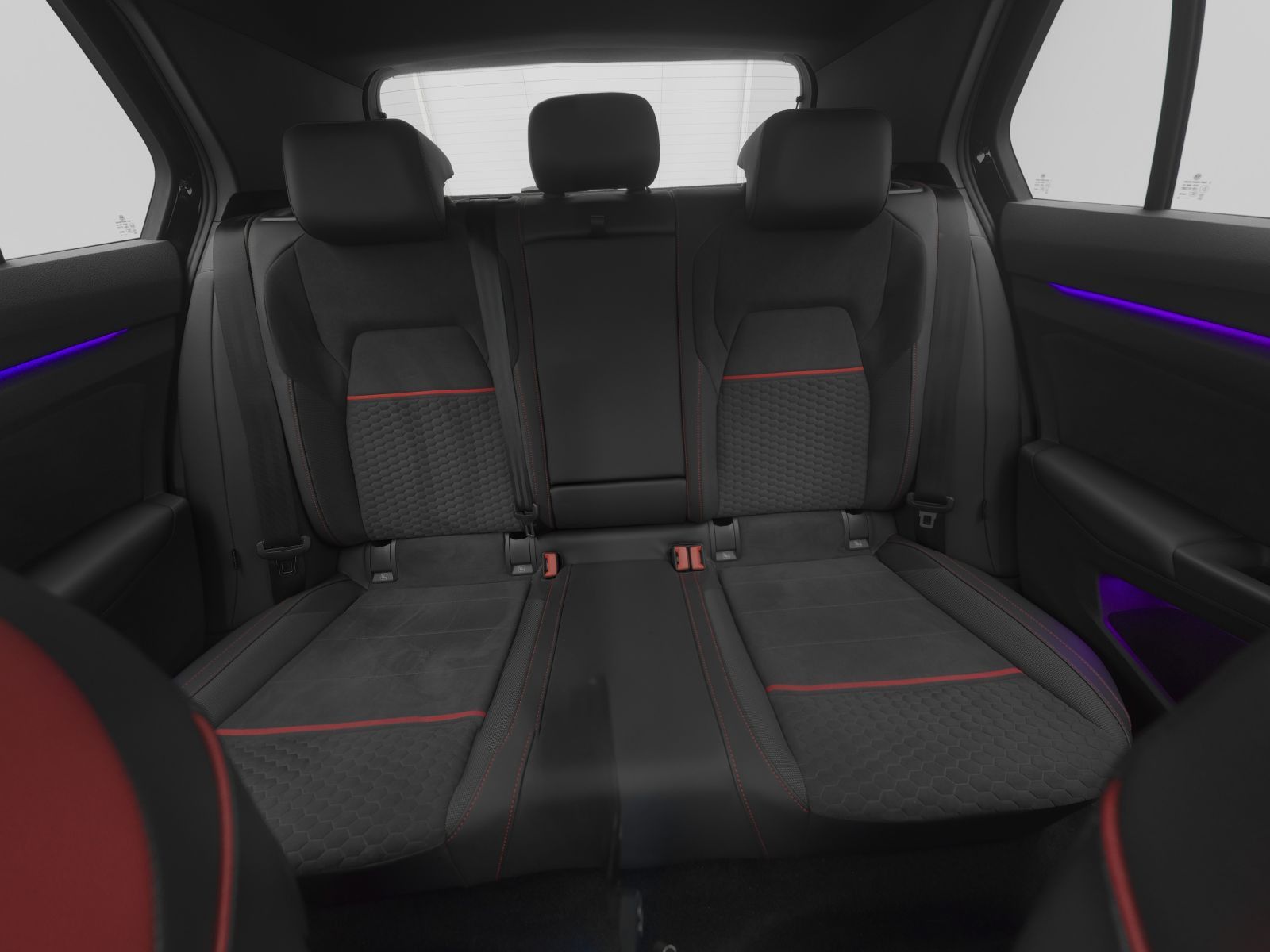 Volkswagen Golf 2024 г. Чёрный, пробег 17100 км