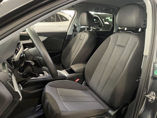 Audi A4 2024 г. Серый, пробег 52800 км