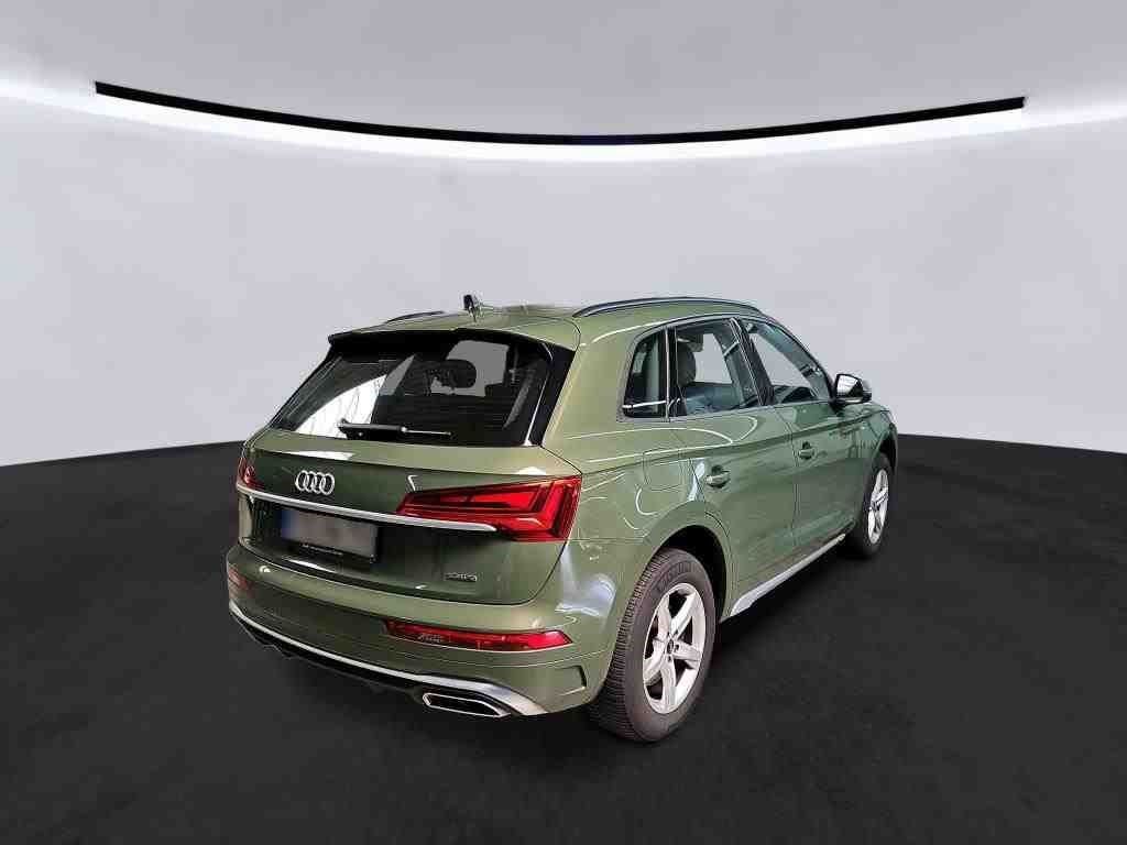 Audi Q5 2024 г. Зелёный, пробег 40995 км
