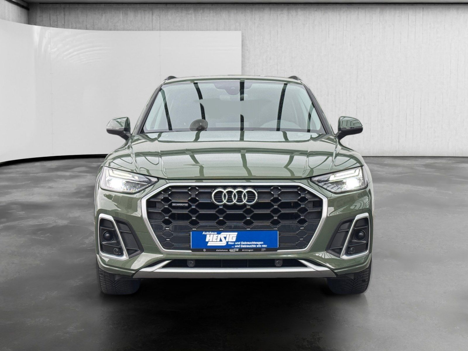Audi Q5 2024 г. Зелёный, пробег 40995 км