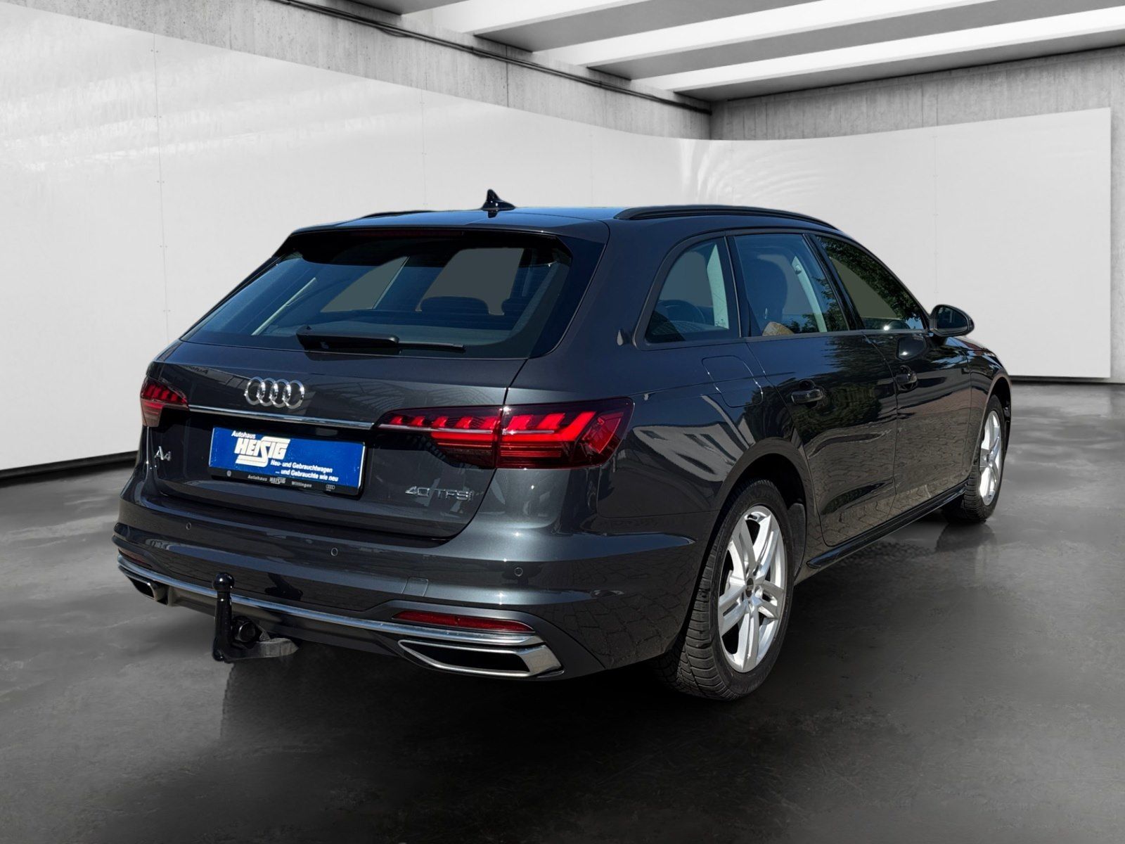 Audi A4 2022 г. Серый, пробег 40825 км