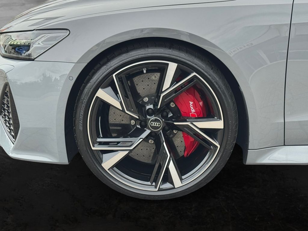 Audi RS7 2023 г. Серый, пробег 27345 км