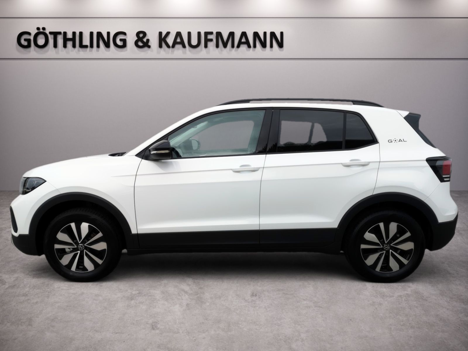 Volkswagen T-Cross 2024 г. Белый, пробег 16304 км