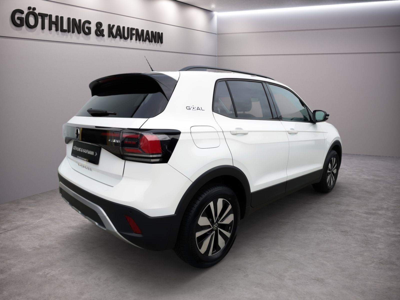 Volkswagen T-Cross 2024 г. Белый, пробег 16304 км