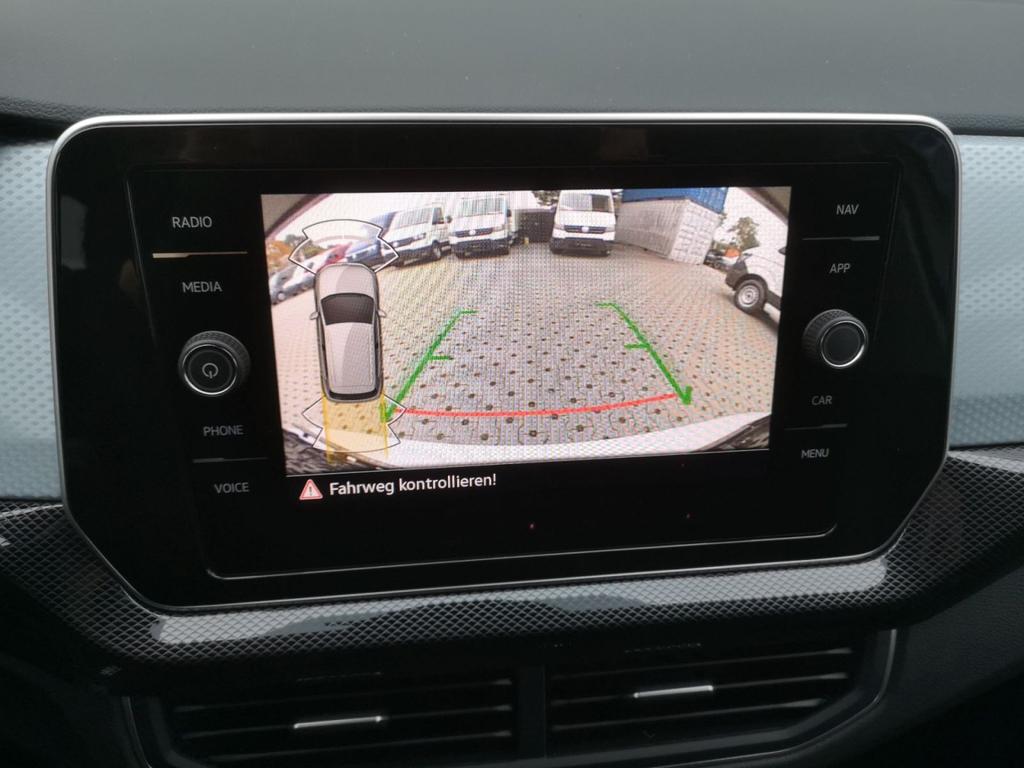 Volkswagen T-Cross 2024 г. Белый, пробег 22923 км