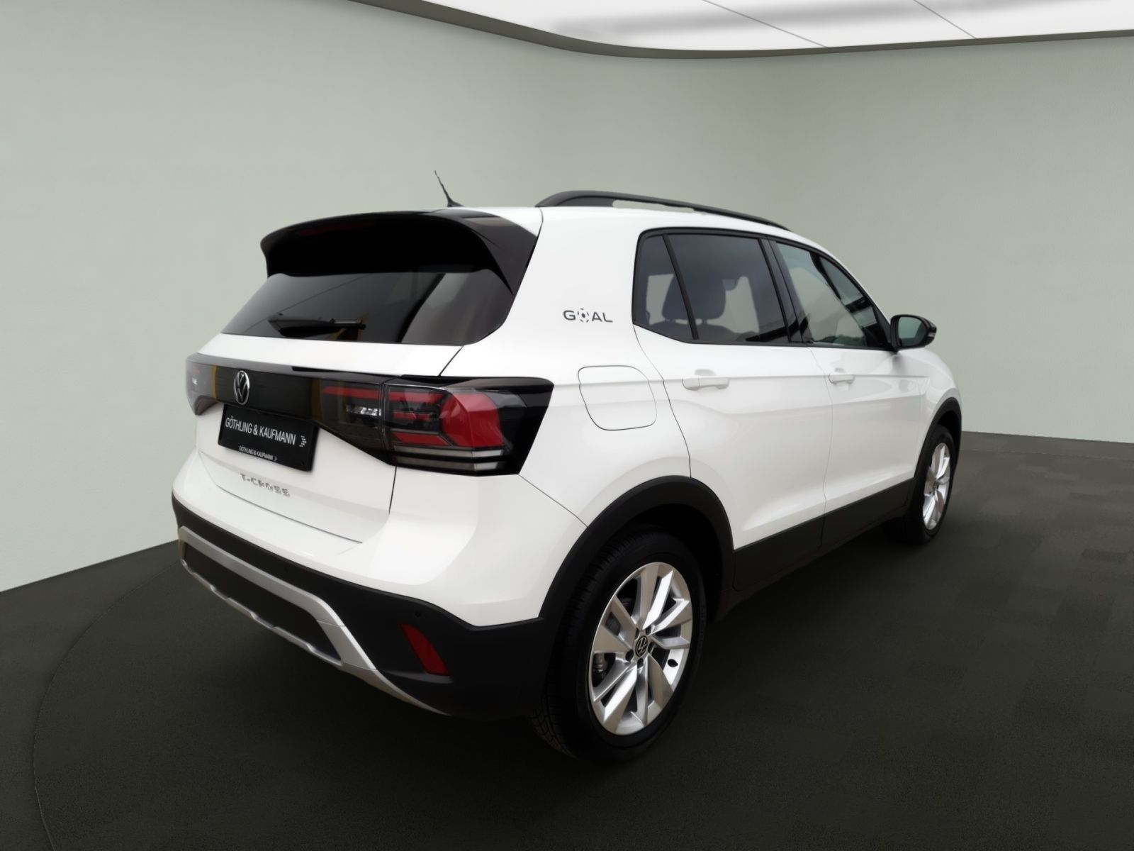 Volkswagen T-Cross 2024 г. Белый, пробег 22926 км