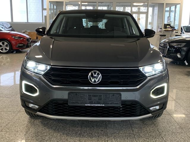 Volkswagen T-Roc 2021 г. Серый, пробег 48000 км