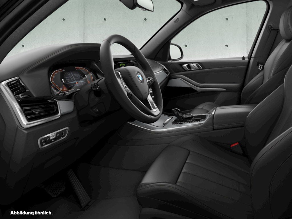 BMW X5 2022 г. Чёрный, пробег 57996 км